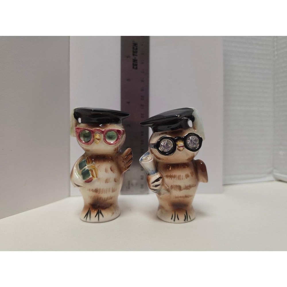 1956 Lefton graduation owl salt and pepper shakers made in Japan